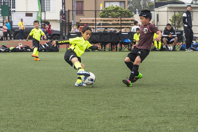 美职联半场：萨比、拉沃尔达破门，温哥华白浪2-0洛杉矶FC